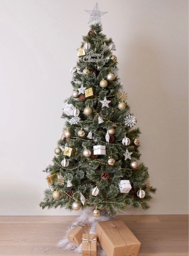 【お譲り先決まりました】クリスマスツリー 120cm オーナメントセット