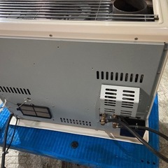 格安です 18年製　サンポット　煙突床暖ストーブ　UFH-7711URC 綺麗ですよ