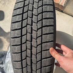 スタッドレスタイヤ　195/65R15　セレナで使用していました。2020年末にマルゼンで購入