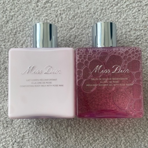 「Miss Dior ボディミルク & シャワージェル セット新品未使用」 Miss Dior ボディミルク & シャワージェル セット新品未使用
