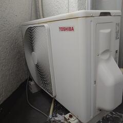 11/9.10午前中エアコン取り外してくれて自分で持っていける方限定、早いもの勝ち　写真はあとで！