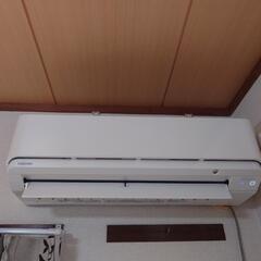 11/9.10午前中エアコン取り外してくれて自分で持っていける方限定、早いもの勝ち　写真はあとで！