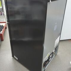 高年式！ 2023年製 冷蔵庫 2ドア 90L Comfee\'(コンフィー) RCT90BL ブラック 百Lクラス以下 西岡店
