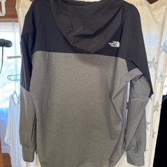 ノースフェイス 撥水 ナイロンパーカー
