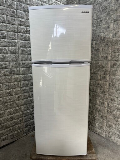 大阪送料無料★3か月保障付き★冷蔵庫★2022年★アビテラックス★2ドア★AR-137★R-864 大阪送料無料☆3か月保障付き☆冷蔵庫☆2022年☆アビテラックス