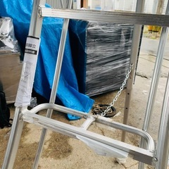 【✨‼️現品限り‼️✨】三脚脚立