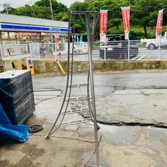 【✨‼️現品限り‼️✨】三脚脚立