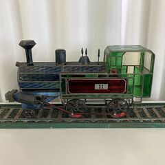 ■ioy1104■ステンドグラスの汽車の置物■