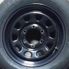 デイトナ風？16インチ鉄ホイール　6穴ハイエース　キャラバン