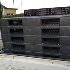 （取引中）樹脂パレット　11枚