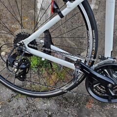 B519 asahi★クロスバイク★PRECISION★24段変速★700 ×28C