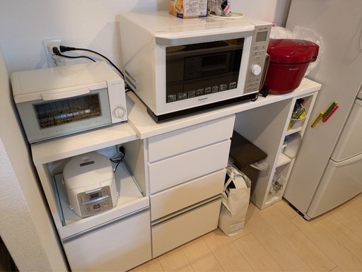 人気を誇る ニトリ キッチンボード 伸縮カウンター(クオーレOP105 WH) キッチン収納・ラック