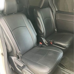 ヴォクシー　シートカバー
