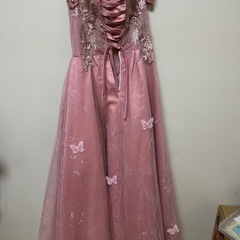 ピンクのプリンセスパーティードレス