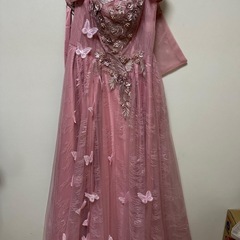 ピンクのプリンセスパーティードレス