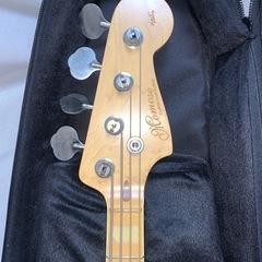 momose ベースギター