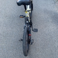 No 9 折りたたみ自転車　20インチ自転車　6 段ギア付き