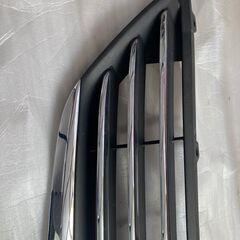 グランディス　NA4W　純正フロントグリル　美品