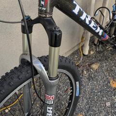マウンテンバイク TREK FUEL 100 OCLV120 マウンテンバイク TREK FUEL 100 OCLV120
