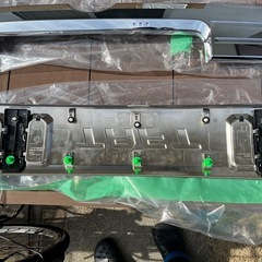 ダイハツ タフト クロムベンチャー純正メッキグリル