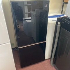 シャープ 2018年 ガラストップ 冷蔵庫 2ドア どっちもドア シャープ 2018年 ガラストップ 冷蔵庫 2ドア どっちもドア