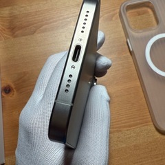 iPhone15 Pro Max デュアルSIM ナチュラルチタニウム 新品同様
