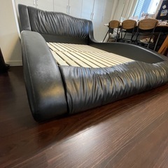 処分品 早い者勝ち ブランドベッド！アルモニア！ダブル