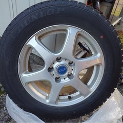 DUNLOPスタッドレス&ホイール4本セット205/65R16