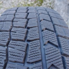 DUNLOPスタッドレス&ホイール4本セット205/65R16