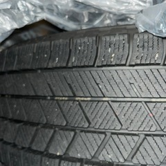 ブリヂストンスタッドレスタイヤ175/65R14　