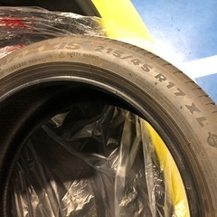 【走行801kmのみ】夏タイヤ4本セット215/45R17