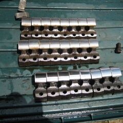 Mベンツ107-126エンジン異音対応ーロツカーアーム交換一個でもOK