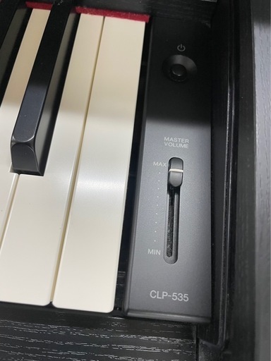 YAMAHA中古美品ヤマハ電子ピアノCLP-535B 2016年製 専用椅子付き 電子