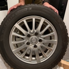 スタッドレスタイヤ（195/65 R15  4本・アルミホイール付き）