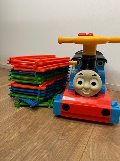 ❤大人気✨野中製作所✨電動きかんしゃトーマス✨スタンダードセット✨レール12枚 電動 きかんしゃトーマス トーマス 電動 電動乗用 きかんしゃトーマススタンダードセット 乗り物 トーマス 電動 きかんしゃトーマス スタンダードセット きかんしゃ トーマス 機関車 ...