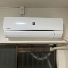 【ほぼ未使用】エアコン+室外機
　5年保証付