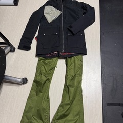 【美品】BURTON スノーボードウェア レディース 上下セット パスケース