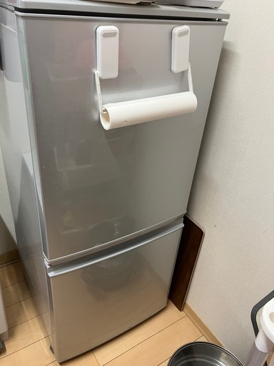 シャープ冷蔵庫137L 2015年制 美品