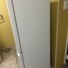 22年製　175L 美品　2ドア　冷蔵庫 HR-D1701W