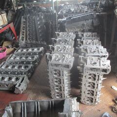 Mベンツ-190E-16Vコスワースエンジン各種シリンダーヘツト販売 Mベンツ-190E-16Vコスワースエンジン各種シリンダーヘツト販売