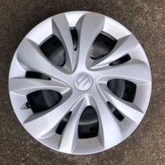スズキ　スイフトのホイールキャップ+スチールホイール
