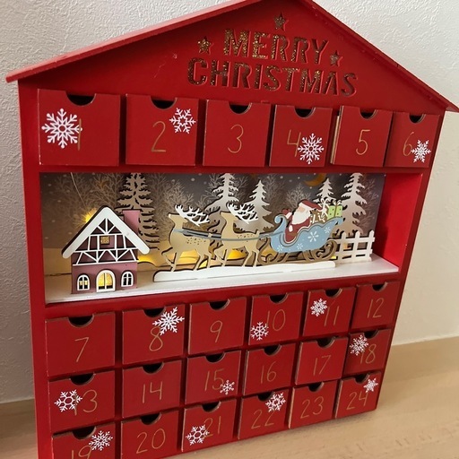 カルディ　KALDI クリスマス アドベントカレンダー 赤　2023 完売品