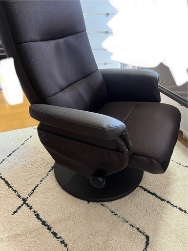 ニトリ リクライニングソファー ニトリ 3人用両電動本革リクライニング