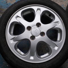 スバル純正  ホイールと新品タイヤ２本とバリ山２本 