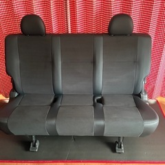札幌近郊 6型 ハイエース S-GL ダークプライム セカンドシート 新車 