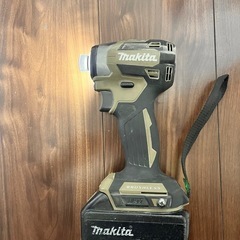 マキタ インパクトドライバー 18V6Aのバッテリー付き 