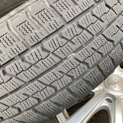スタッドレスタイヤ 195/65R15になりますの通販はau PAY マーケット 