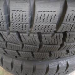 タイヤ代工賃全部込み!　185/65R15 ダンロップW,M01 中古スダッレスタイヤ4本セット!