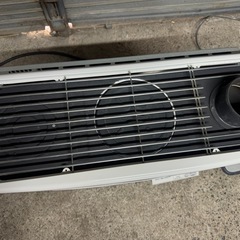 美品 北海道旭川市 2020年製 使用期間2シーズン ペット飼育無し 禁煙環境 煙突式石油ストーブ 