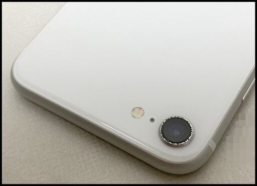 特価iPhone SE 第2世代 (SE2) ホワイト 64 GB docomo iPhone SE (第2世代)